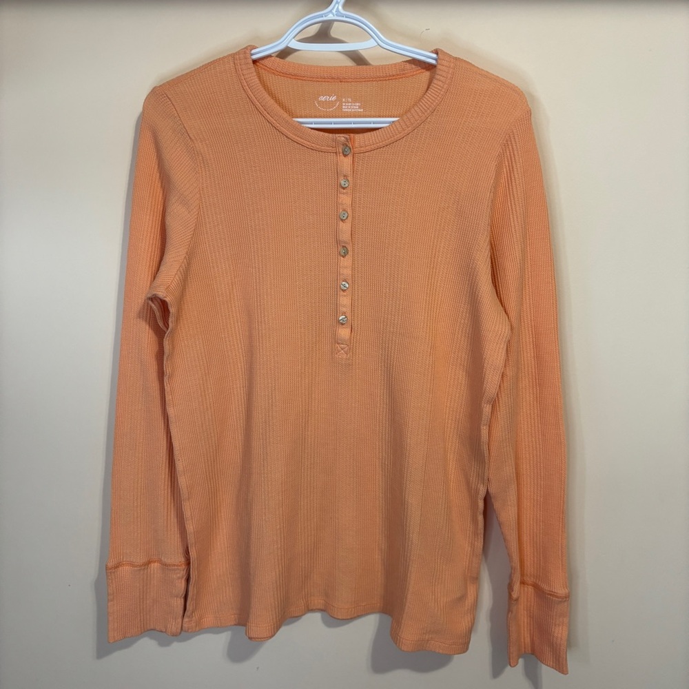 Aerie Women’s XL Peach/Orange Long Sleeve Henley Top Waffle knit